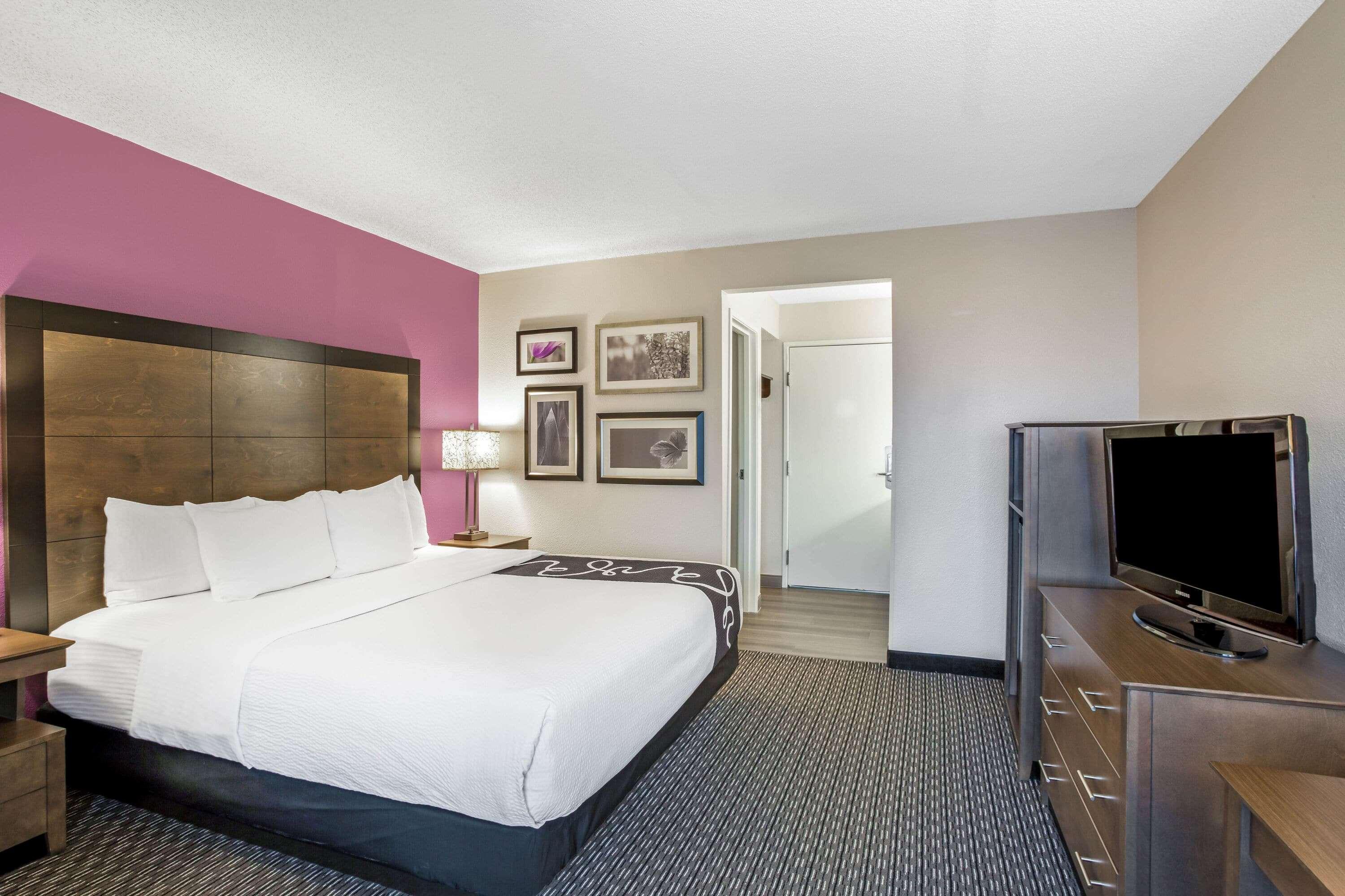 Hotel La Quinta By Wyndham Hartford Bradley Airport Windsor Locks Exterior foto