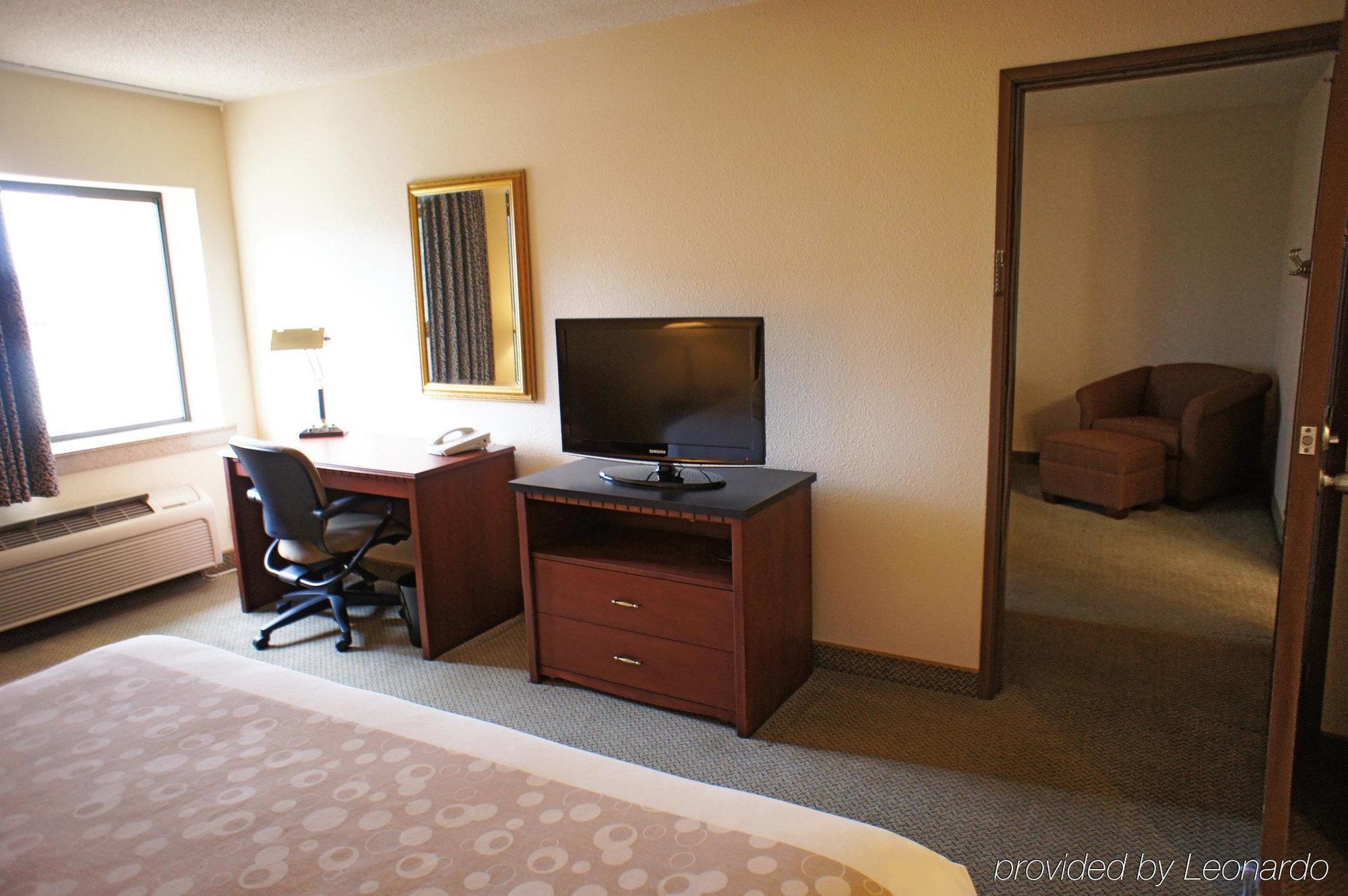 Hotel La Quinta By Wyndham Hartford Bradley Airport Windsor Locks Exterior foto